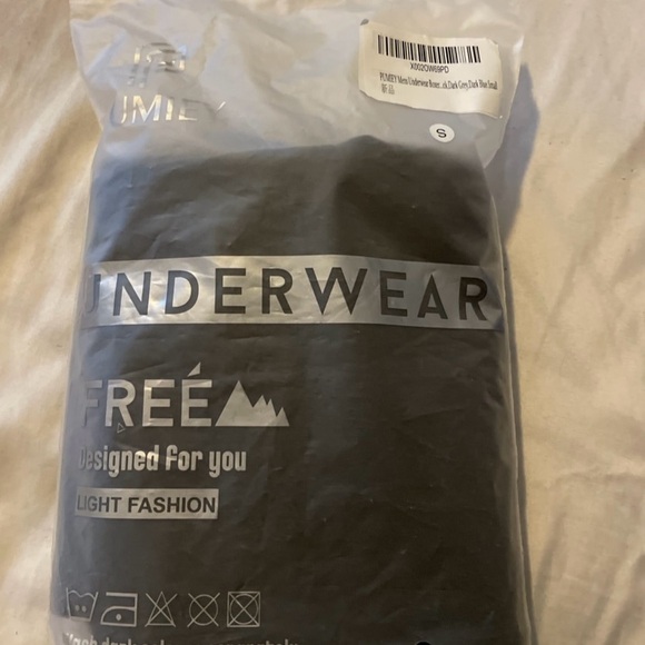 Classic Black Women's Pants - Picture 10 of 10